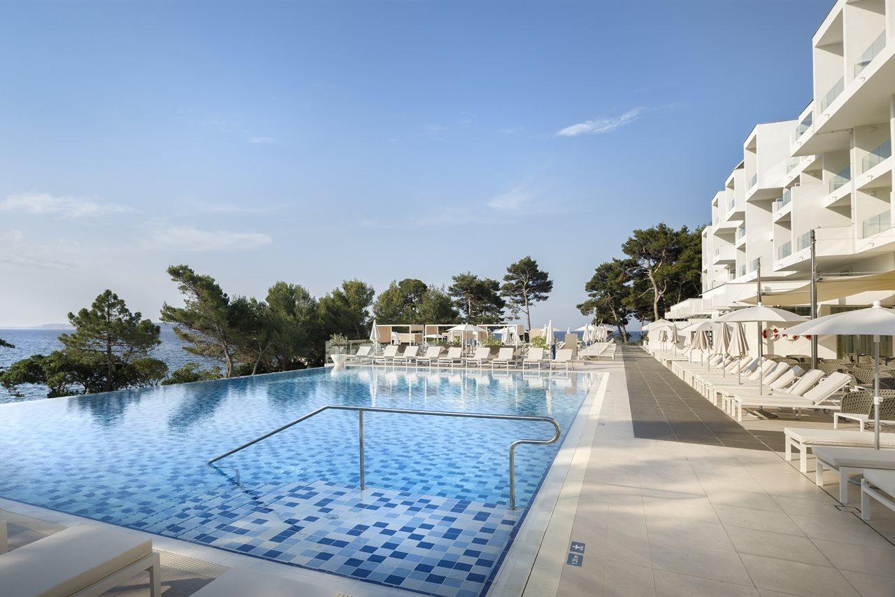 Valamar Carolina Hotel & Villas Kampor Exterior foto